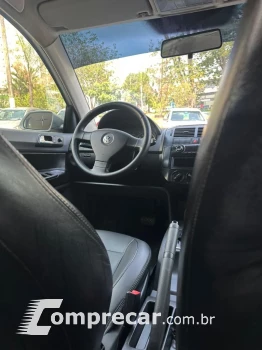 Polo Sedan I MOTION  1.6 Total Flex  4p