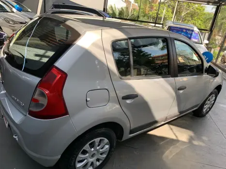SANDERO 1.0 EXPRESSION 16V FLEX 4P MANUAL