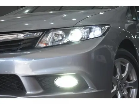 CIVIC - 1.8 EXS 16V 4P AUTOMÁTICO