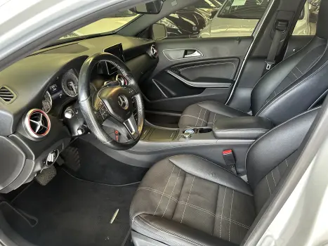 A 200 1.6 Turbo Urban 16V