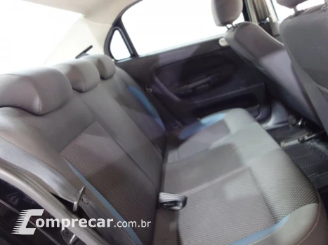 VOYAGE - 1.6 MSI TOTAL COMFORTLINE 4P MANUAL