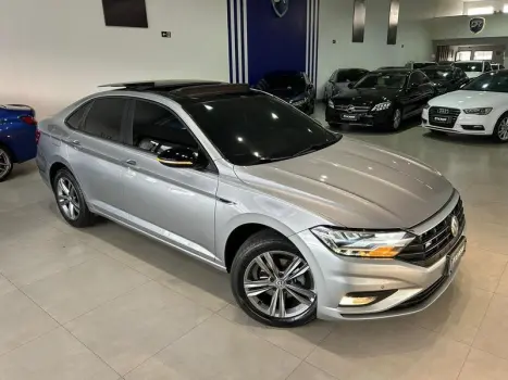 JETTA R-LINE 250 TSI 1.4 FLEX 16V AUT.