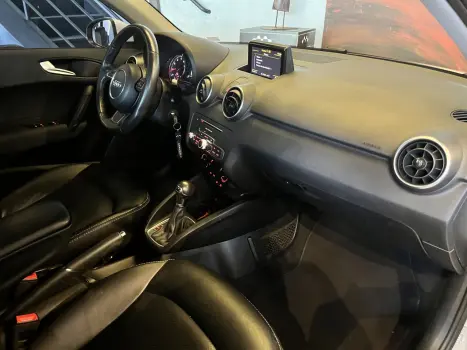 A1 1.4 16V 4P TFSI SPORTBACK ATRACTION S-TRONIC AUTOMÁTICO