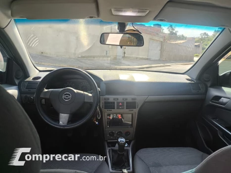 VECTRA 2.0 MPFI Expression 8V 140cv