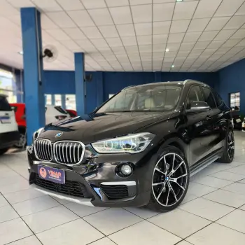BMW X1 2.0 16V Turbo Activeflex Sdrive20i X-line 4 portas