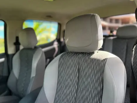 S10 2.4 MPFI LT 4X2 CD 8V FLEX 4P MANUAL