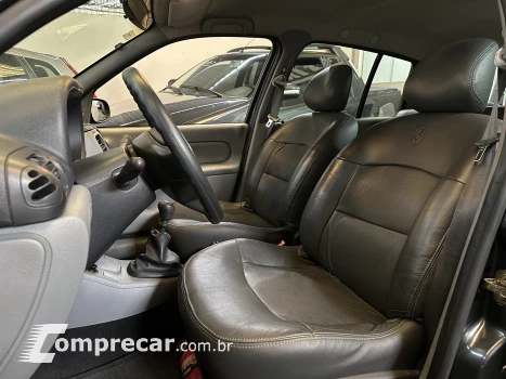 CLIO 1.6 Authentique 16V