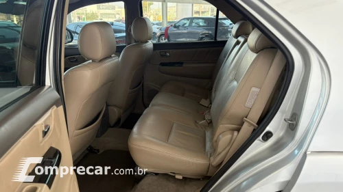 Hilux SW4 SRV 3.0 4X4 (7 Lugares)