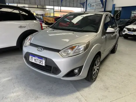 FORD FIESTA 1.6 ROCAM SEDAN 8V FLEX 4P MANUAL 4 portas