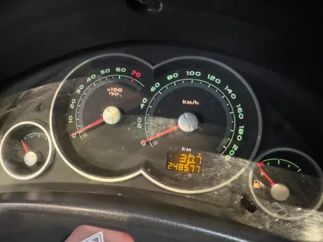 PRISMA  Sed. Maxx/ LT 1.4 8V ECONOF. 4p