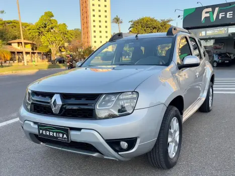 Renault Duster 2.0 Dynamique 4X2 16V Flex 4P Automático 4 portas
