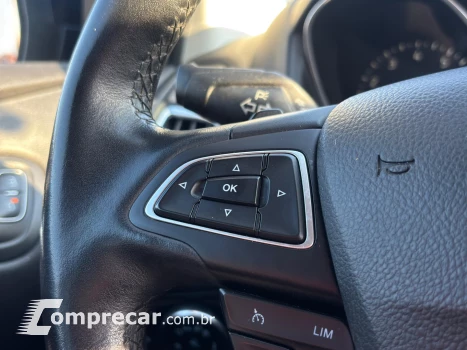 FOCUS 2.0 TITANIUM PLUS FASTBACK 16V FLEX 4P POWERSHIFT