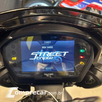 STREET TRIPLE 765 RS