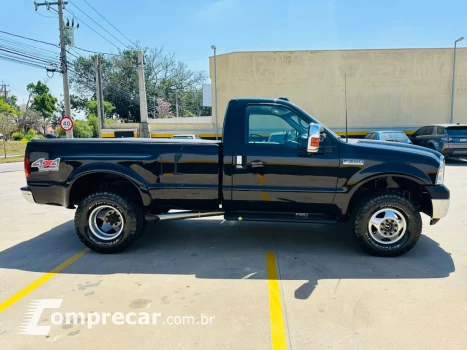 F-250 3.9 XLT SUPER DUTY CABINE SIMPLES DIESEL
