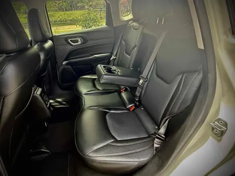 COMPASS 1.3 T270 TURBO FLEX LIMITED AT6