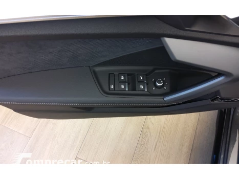 A3 2.0 40 TFSI GASOLINA SEDAN PERFORMANCE BLACK S-TRONIC