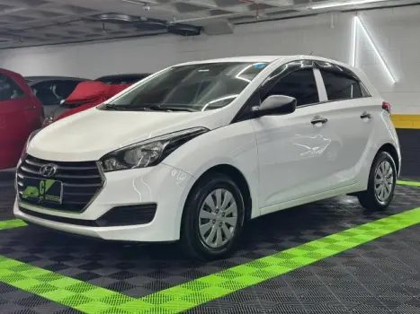 Hyundai HB20 - 1.0 COMFORT 12V 4P MANUAL 4 portas