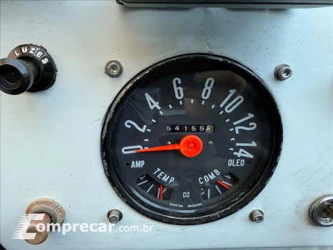 JEEP 2.6 6 Cilindros 12V