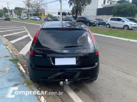 FIESTA 1.0 MPI Class Hatch 8V