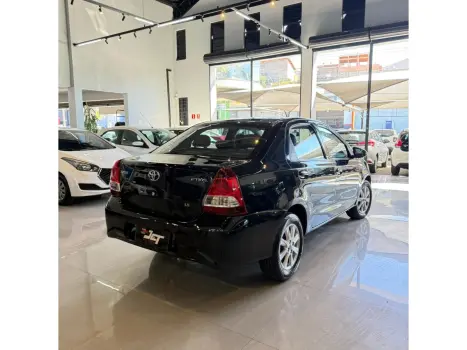 ETIOS 1.5 X SEDAN 16V FLEX 4P AUTOMÁTICO