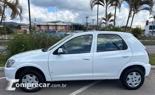 CELTA 1.0 MPFI LT 8V