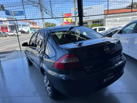 PRISMA - 1.4 MPFI MAXX 8V 4P MANUAL