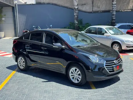 Hyundai HB20S 1.0 Comfort Plus 12V Turbo 4 portas