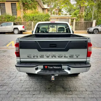 S10 2.4 MPFI Advantage 4X2 CS 8V