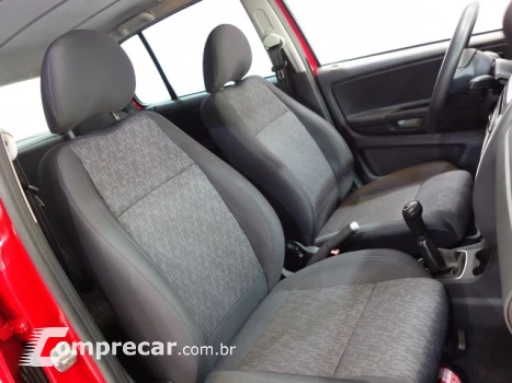 FOX - 1.0 MI 8V 4P MANUAL