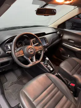 Kicks Advance 1.6 Automático