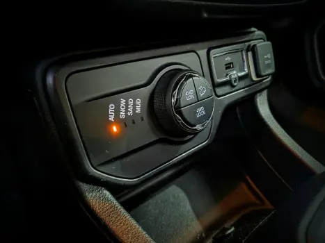 RENEGADE 2.0 16V TURBO DIESEL LONGITUDE 4P 4X4 AUTOMATICO