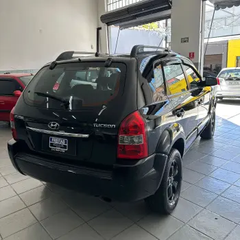 Tucson 2.0 16V Aut.