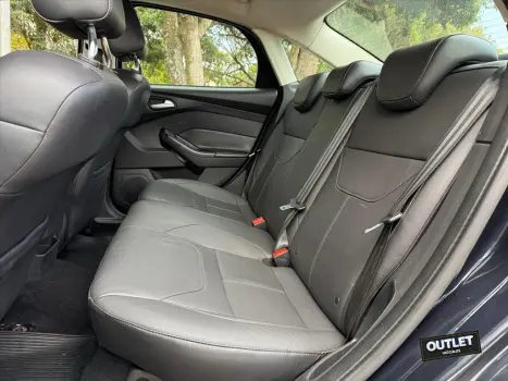 FOCUS 2.0 TITANIUM SEDAN 16V FLEX 4P POWERSHIFT