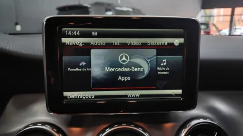 GLA 250 Sport 2.0 TB 16V 4x2  211cv Aut.