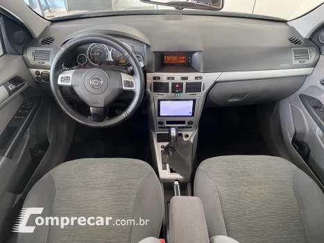 VECTRA 2.0 MPFI Elegance 8V