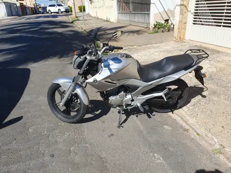 Fazer 250