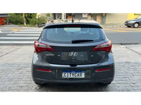 HB20S 1.0 COMFORT PLUS 12V FLEX 4P MANUAL