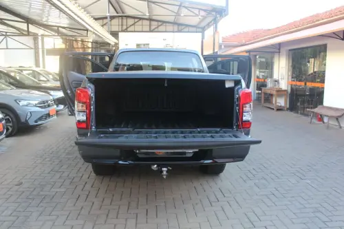 L 200 Triton 2.4 16V SPORT HPE-S 4X4 CABINE DUPLA TURBO DIES