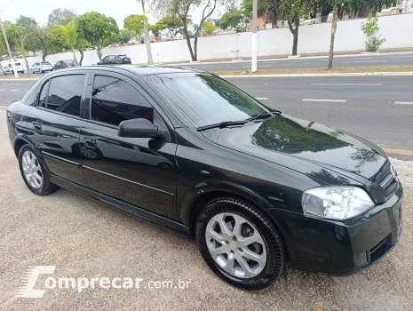 CHEVROLET ASTRA 2.0 MPFI Advantage 8V 4 portas