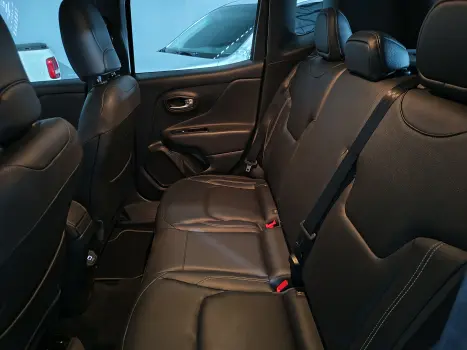 RENEGADE 1.8 16V Longitude