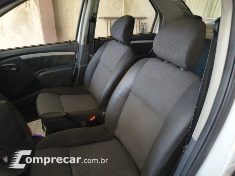 LOGAN 1.0 Authentique 16V