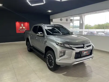 L200 TRITON 2.4 16V Turbo Sport HPE CD 4X4