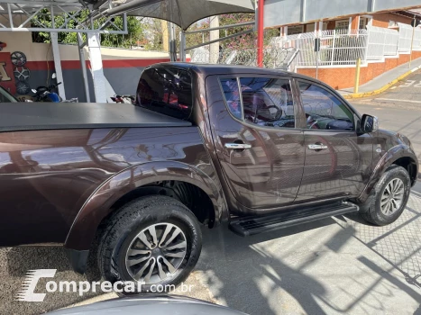 L 200 Triton 3.2 16V HPE 4X4 CABINE DUPLA TURBO DIESEL INTER