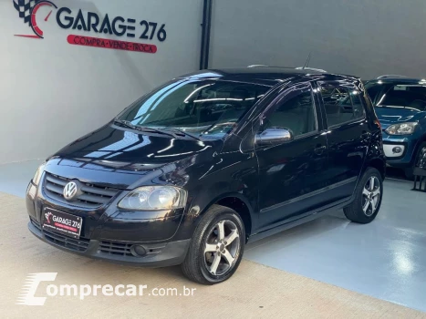 Volkswagen Fox 1.0 Mi Total Flex 8V 5p 4 portas
