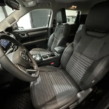 RAMPAGE BIG HORN 2.2 TB CD 4X4 Die Aut.