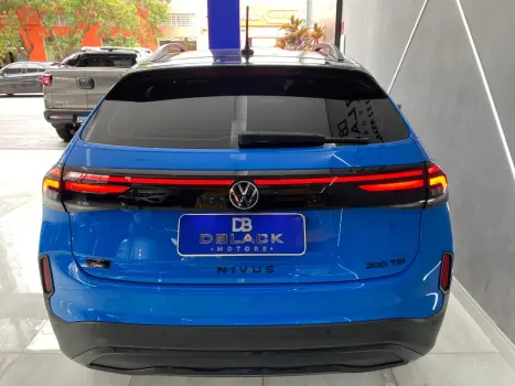 Nivus Highline 1.0 200 TSI Flex Aut.