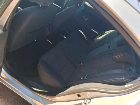 Fluence 2.0 Dynamique 16V Flex 4P Manual