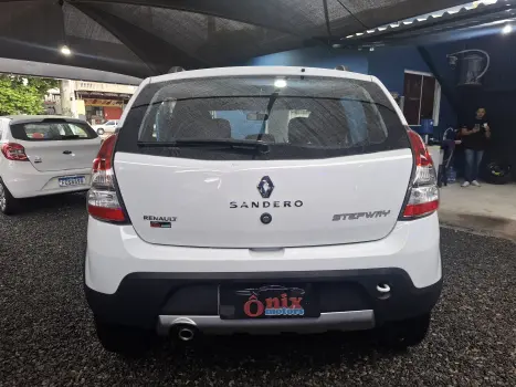 SANDERO - 1.6 STEPWAY 8V 4P MANUAL