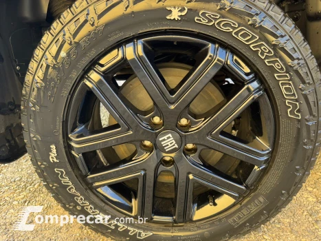 TORO 2.0 16V Turbo Ultra 4WD