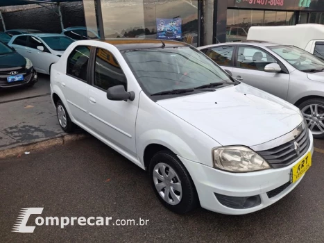 LOGAN 1.0 12V SCE Expression